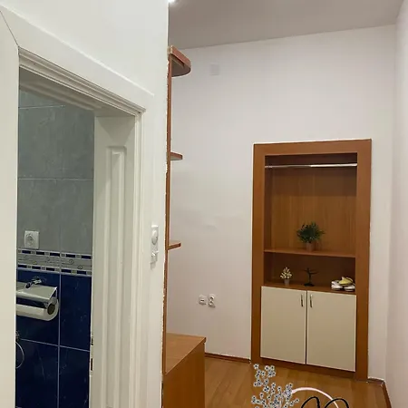 Lj Apartment Novi Sad